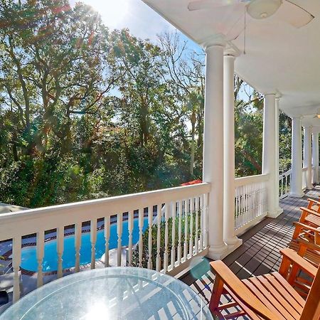 6 Bd 4 And One Half Bath Family Friendly Beach Home With Heated Pool Just A Block To The Beach ヒルトンヘッドアイランド エクステリア 写真