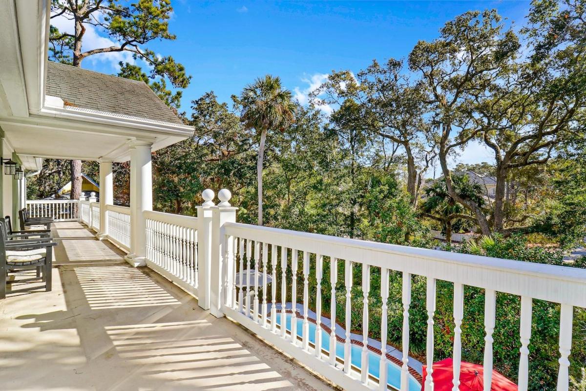 6 Bd 4 And One Half Bath Family Friendly Beach Home With Heated Pool Just A Block To The Beach ヒルトンヘッドアイランド エクステリア 写真